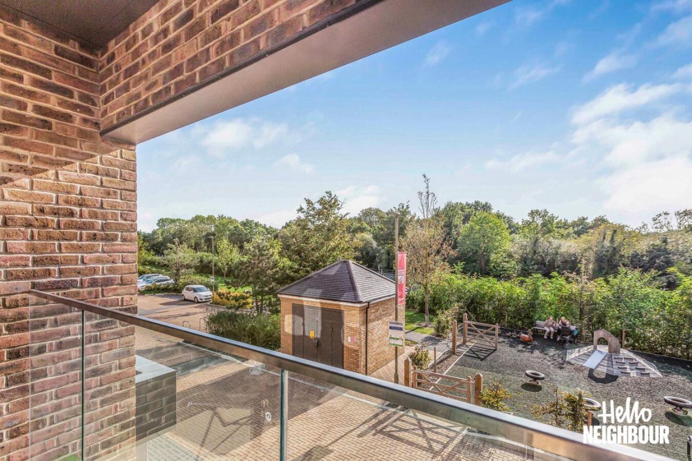 Modern 1 Bedroom Apartment With Parking In Colindale, London Edgware Exterior photo